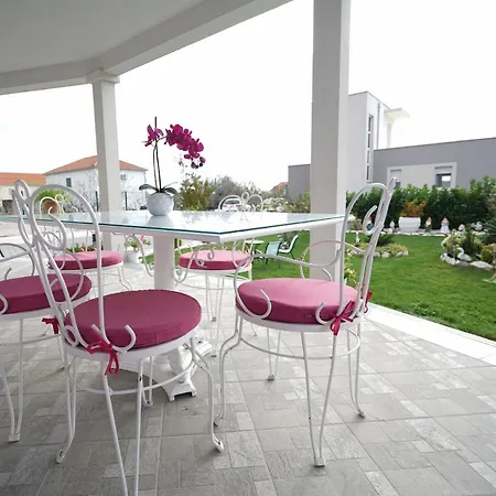 Family Friendly House With A Swimming Pool Solin, Split - 15525 * Solin